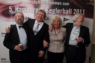 fröhlich auf dem Hamburger Seglerball 2011