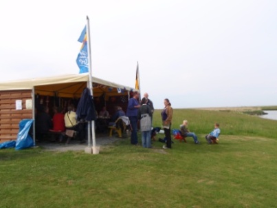 Der Festplatz in Otterndorf mit Blick über Vorland und Elbe